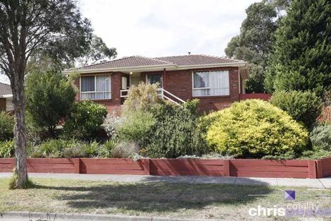 28 Sydney Parkinson Ave, Endeavour Hills, VIC 3802