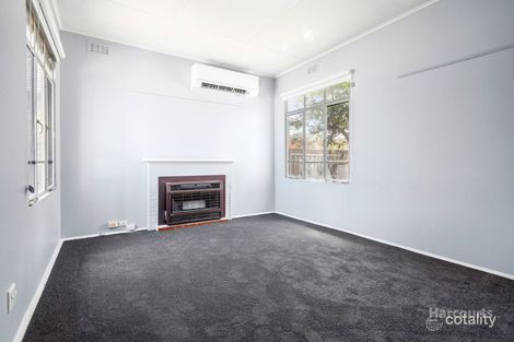 Property photo of 33 Pettitt Crescent Norlane VIC 3214
