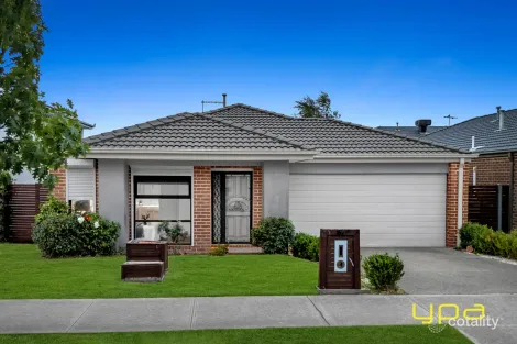 57 Como Pde, Clyde North, VIC 3978