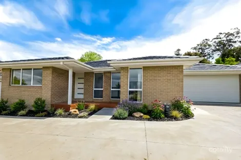 2/20 Garfield Rd, Garfield, VIC 3814