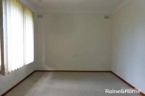 Property photo of 66 Sampson Crescent Bomaderry NSW 2541