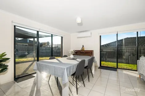 Property photo of 9 Willowbrae Way Bannockburn VIC 3331