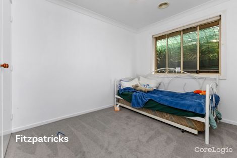 Property photo of 15 Girraween Mews Glenfield Park NSW 2650