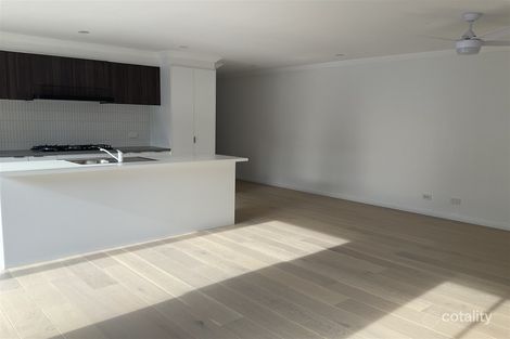 Property photo of 2/103 Dunsterville Crescent Frankston VIC 3199