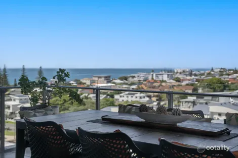 801/4 Anderson St, Scarborough, QLD 4020