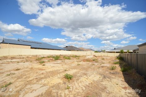 98 Bancoura Pkwy, Secret Harbour, WA 6173