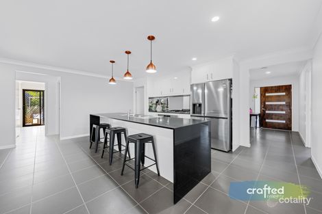 Property photo of 40 Outlook Crescent Flagstone QLD 4280