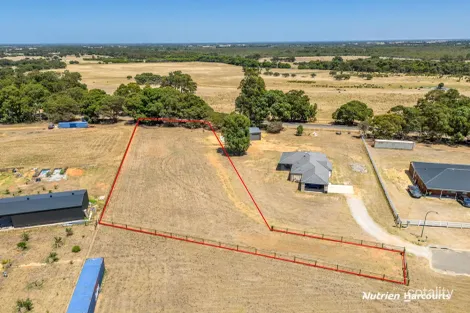 5 Menlo Pl, Gingin, WA 6503