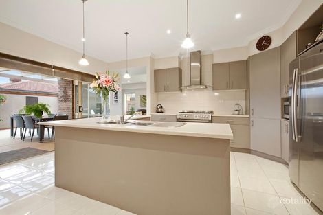 Property photo of 11 Fitzwilliam Drive Doreen VIC 3754