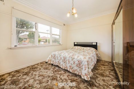 Property photo of 33 Strathmore Street Bentleigh VIC 3204