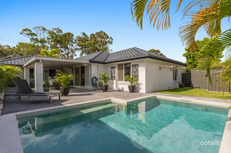 10 Stingray Cres, Burleigh Waters, QLD 4220