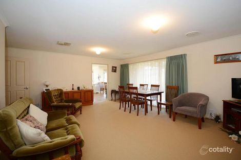 Property photo of 3 Tomkinson Drive Golden Square VIC 3555