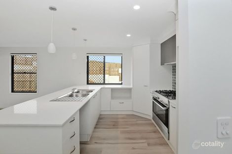 Property photo of 47 Solar Circuit Spring Mountain QLD 4300