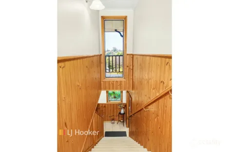 Property photo of 6 Georgiana Street Devonport TAS 7310