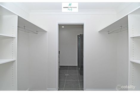 Property photo of 16 Bonavista Way Eli Waters QLD 4655