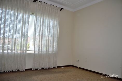 Property photo of 17 Narani Crescent Earlwood NSW 2206