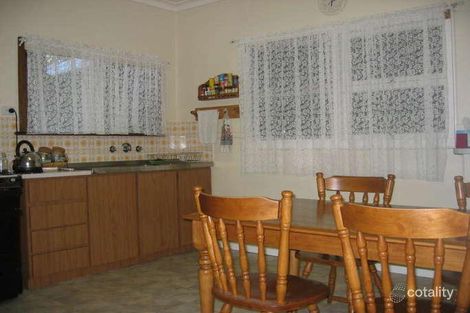 Property photo of 2 Lyon Street Northam WA 6401