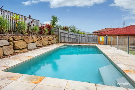 25 BARRINGTON ST, PACIFIC PINES, QLD 4211