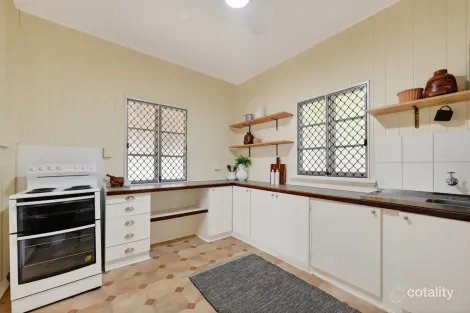 Property photo of 111 Fulham Road Gulliver QLD 4812