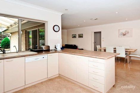 Property photo of 52 Glendale Avenue Flagstaff Hill SA 5159