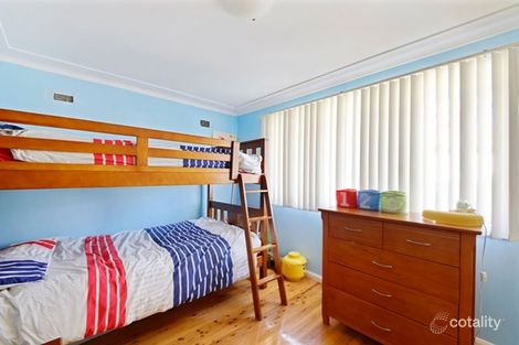 Property photo of 13 Gipps Street Bradbury NSW 2560