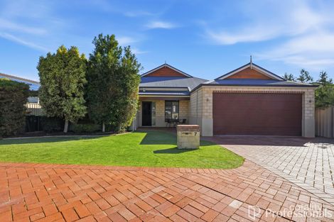 7 Ficarra Way, Sinagra, WA 6065