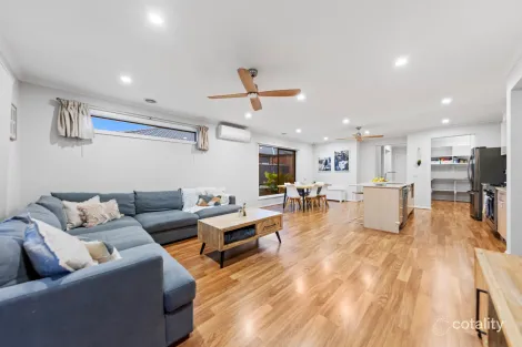 Property photo of 7 Manhattan Drive Officer VIC 3809