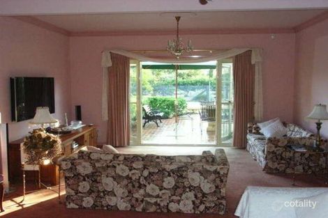 Property photo of 37 Willeroo Drive Windsor Downs NSW 2756