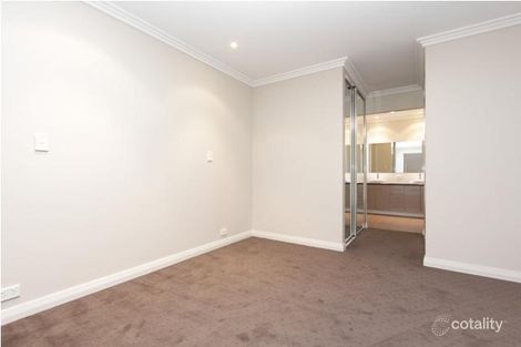 Property photo of 16 Rathlin Cove Canning Vale WA 6155