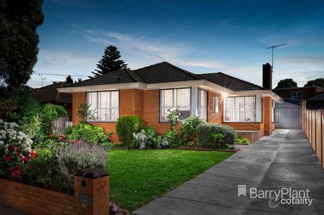 Property photo of 6 Bunker Avenue Kingsbury VIC 3083