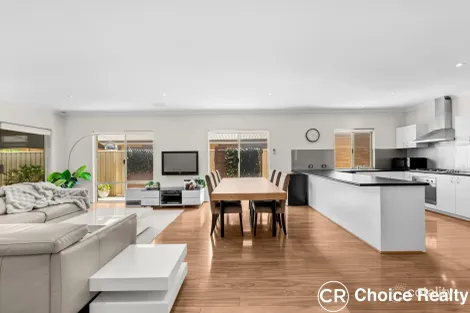 3 Mala Way, Success, WA 6164