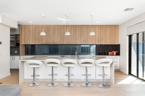 Property photo of 75 Arena Avenue Roxburgh Park VIC 3064