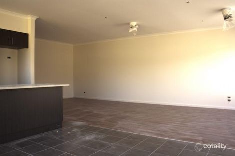 Property photo of 35 Meander Road Doreen VIC 3754