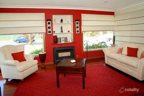 Property photo of 61 Grantley Drive Glen Waverley VIC 3150