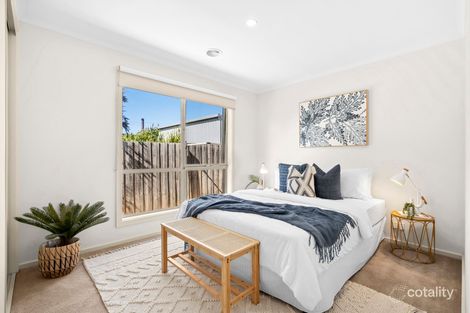 Property photo of 2/13 Summit Avenue Belmont VIC 3216