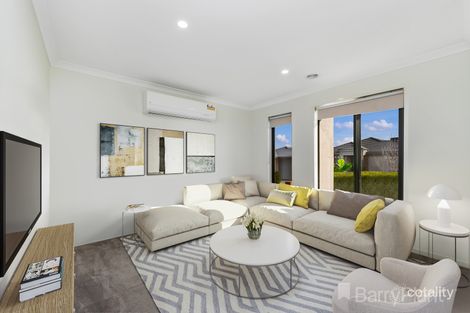 Property photo of 61 Noranda Circuit Harkness VIC 3337
