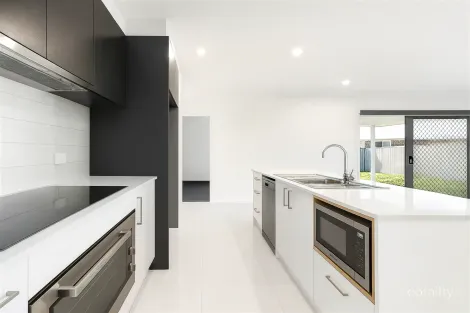 7/7 Fiddlewood Ct, Park Ridge, QLD 4125