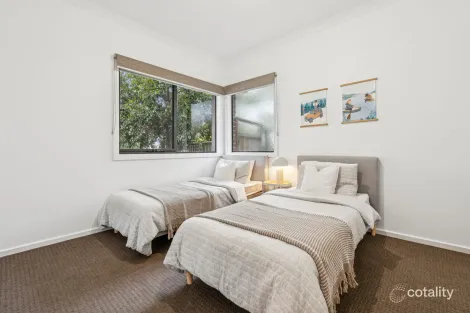 Property photo of 1/1 Box Street Reservoir VIC 3073