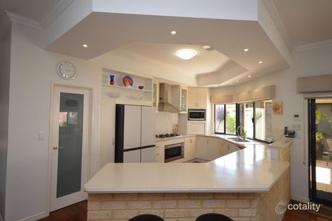 Property photo of 16 Lady Stirling Parade Madora Bay WA 6210