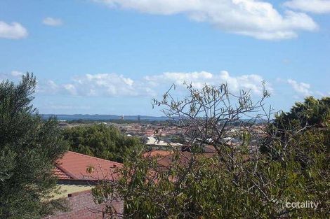 Property photo of 5 Kingsley Close Spearwood WA 6163