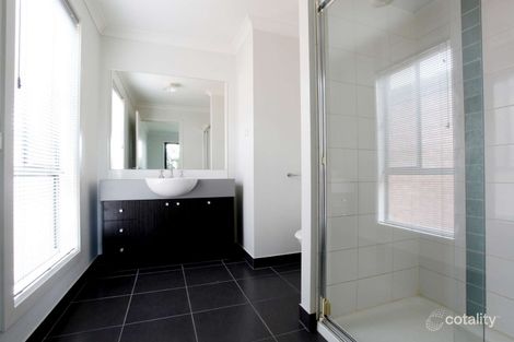 Property photo of 6 Morgan Way Pakenham VIC 3810