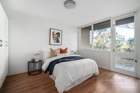 Property photo of 2 Tanya Way Eltham VIC 3095