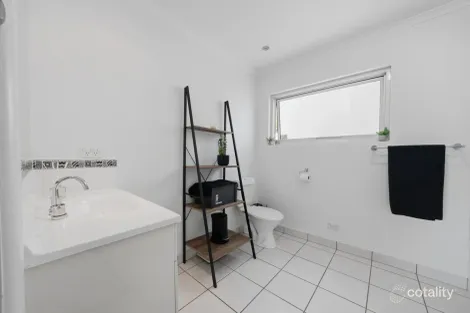 Property photo of 1/8 Flinders Street Warrane TAS 7018