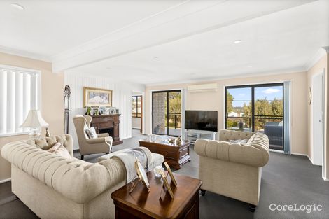 Property photo of 44 Beverley Avenue Unanderra NSW 2526