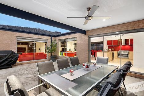 Property photo of 8 Grampian Way Clyde VIC 3978