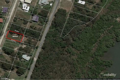 17 Yacht St, Russell Island, QLD 4184