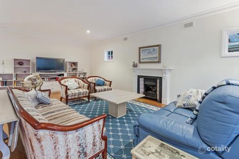 Property photo of 5 Porter Avenue Roxburgh Park VIC 3064