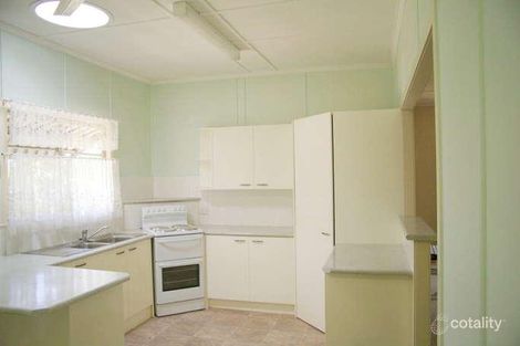 Property photo of 1 Taylor Street Dinmore QLD 4303