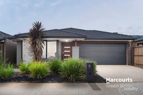 9 Rosebank Rd, Thornhill Park, VIC 3335