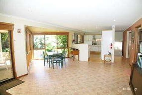 Property photo of 17 Stopford Crescent Fadden ACT 2904